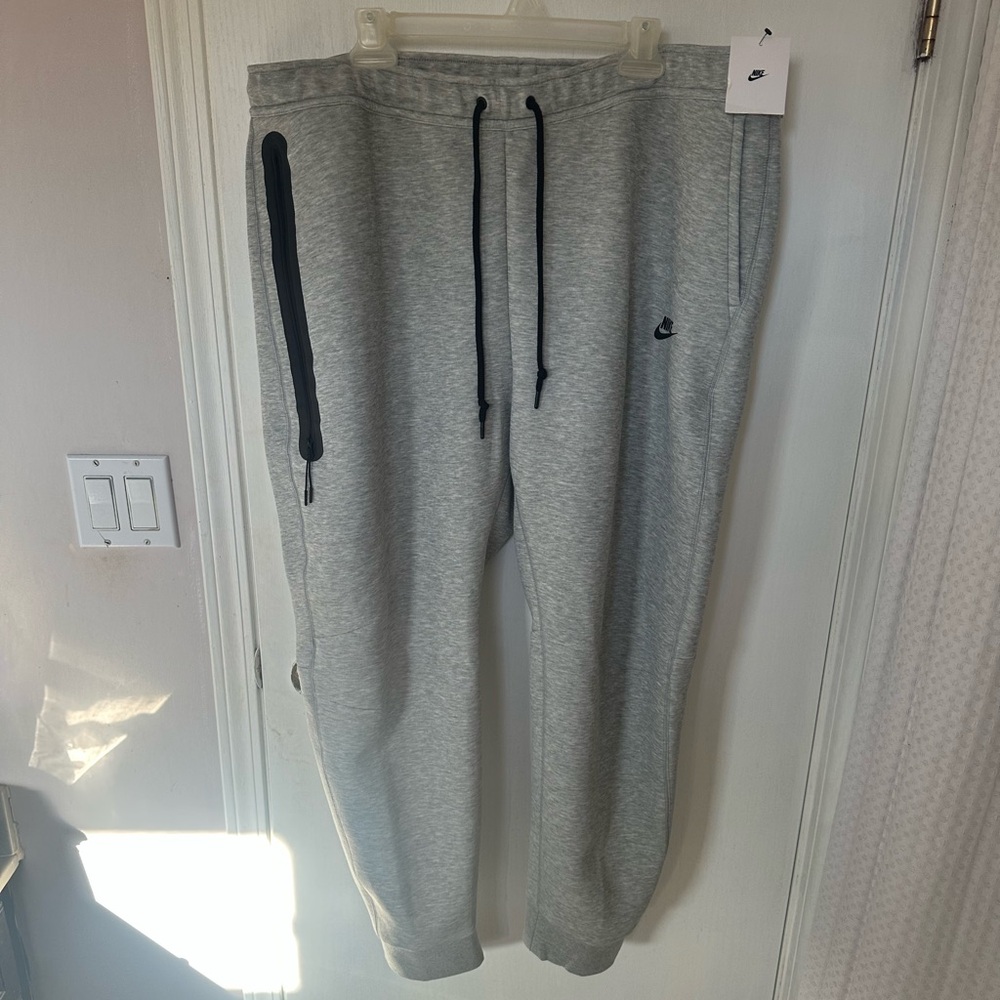 New Nike Tech Fleece Joggers Dark Grey Heather Men’s size 3XL